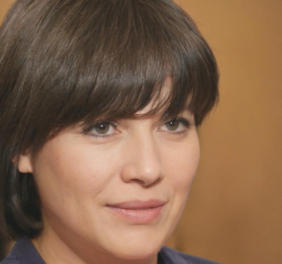 Portrait of Astrid Kowalski, creative color specialist and instructor