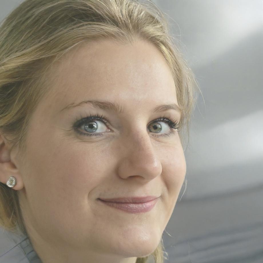 Professional portrait of Sarah Chen, lead color grading instructor